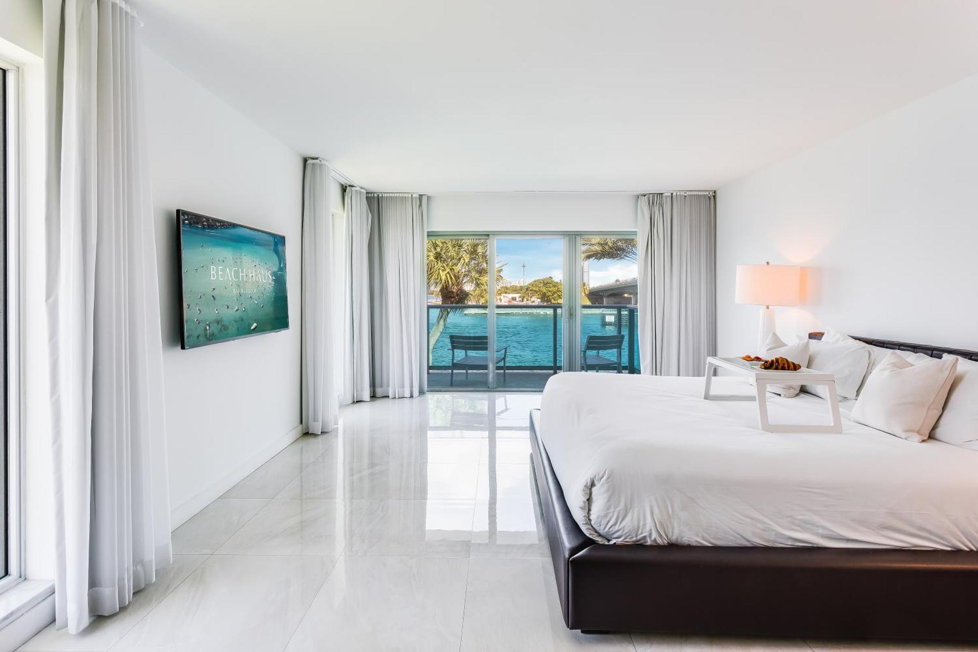 Beach Haus Bal Harbour Стая снимка