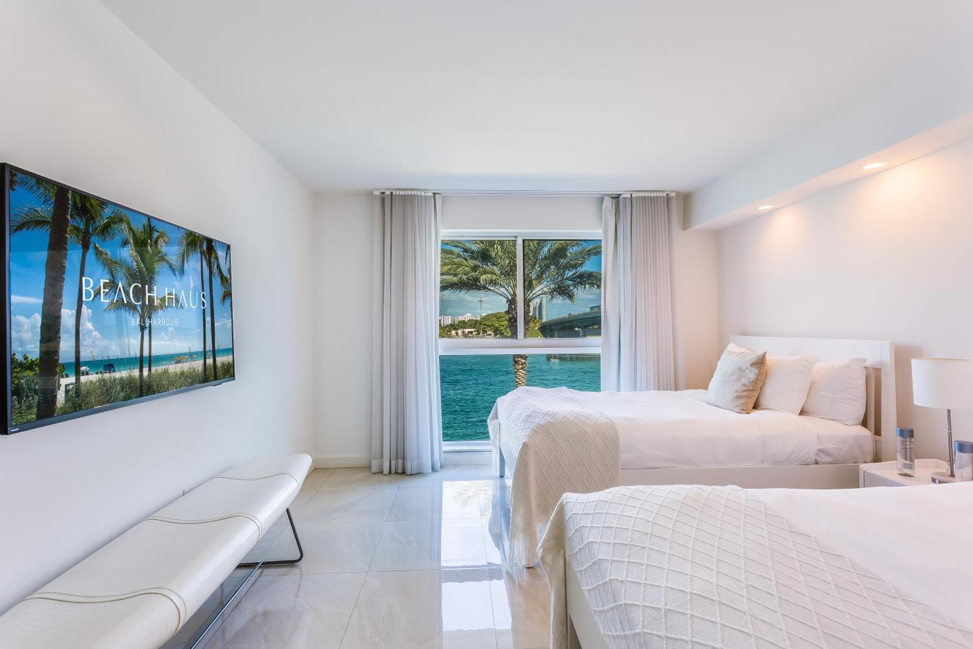 Beach Haus Bal Harbour Стая снимка