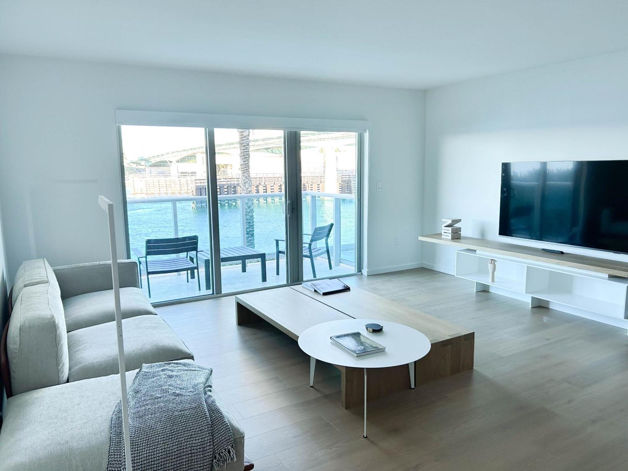 Beach Haus Bal Harbour Стая снимка